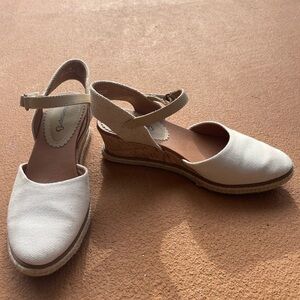 BareTraps Cream Wedge Sandals for Women